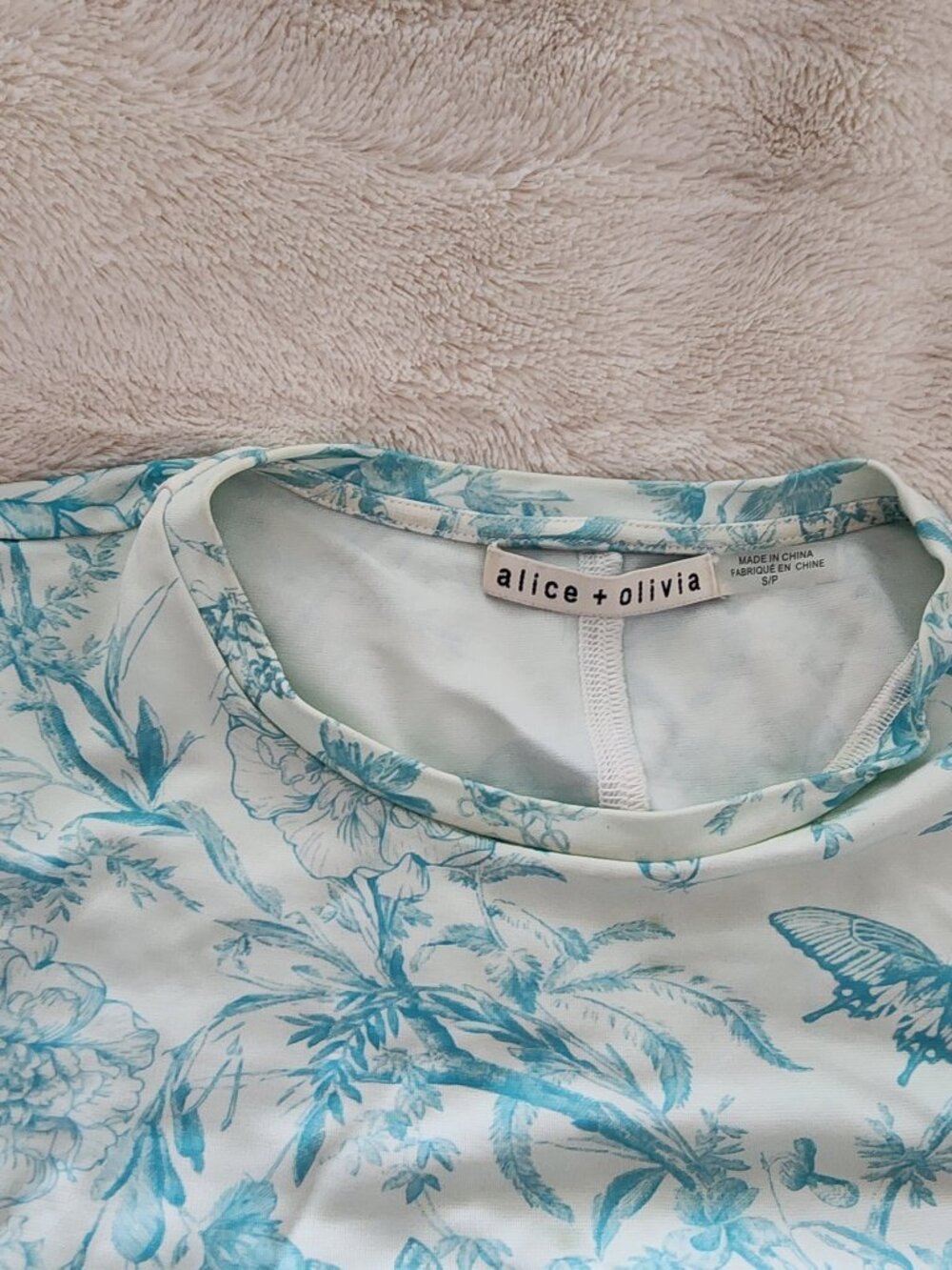 Rare Alica and Ovilia Top - Picture 2 of 3
